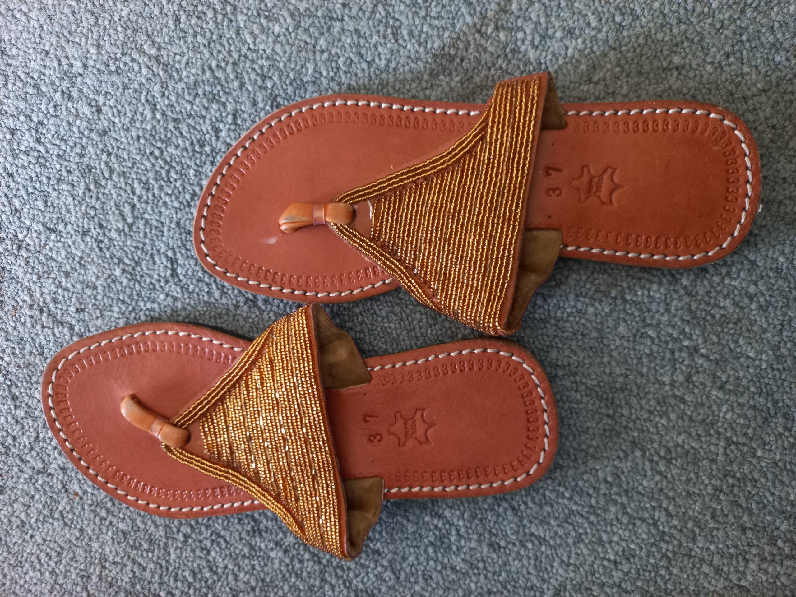 sandale africaine à perles. pointure: 37,38,39,40. – Image 3